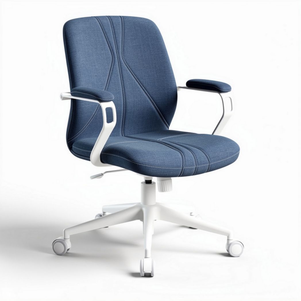 Chaise de bureau rotative en tissu bleu avec accoudoirs et base blanche